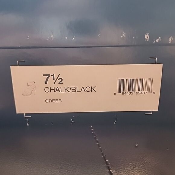 BCBG Greer black & white heels size 7.5 - Picture 10 of 11